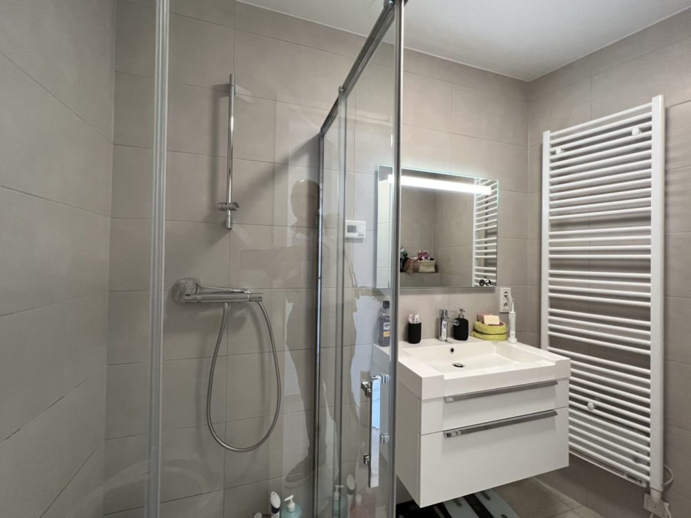 3__655c5df8e8ab81_54600790-1