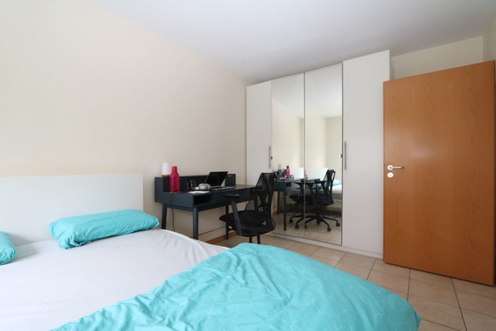 10__657090fdb5f336_26436157-1